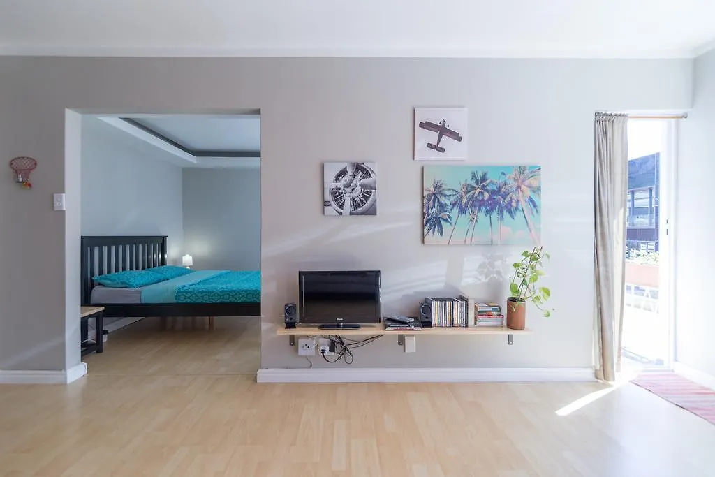 Kloof Street Apartment